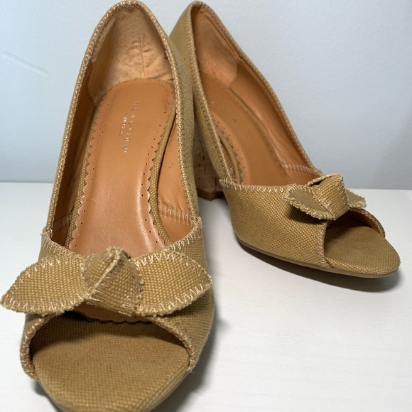 Kenneth Cole REACTION Wedge Heel Sz 6M - Picture 1 of 7